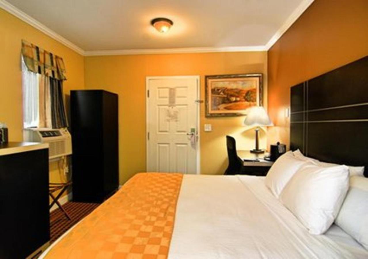 The Prince Hotel Tunkhannock Dış mekan fotoğraf